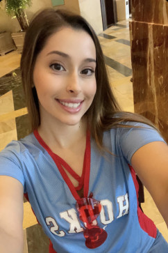 Melissa Grant, 35, United States