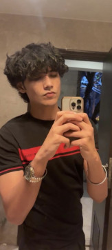 Rickyshawn, 23, India