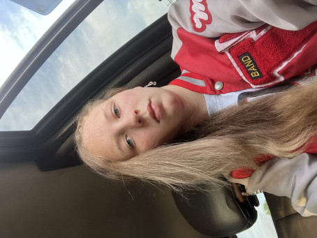 Em, 18, United States