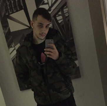 Erikellahib, 26, Hungary