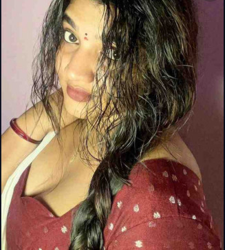 Naina, 31, India