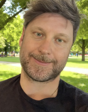 Timslo00, 42, United States