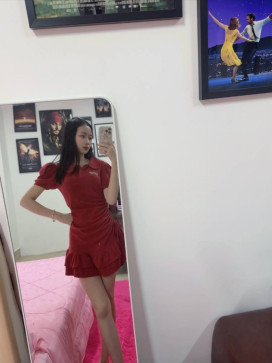 Ivana, 35, United States