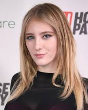 Alex Smith, 27, Germany