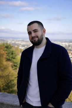 Nika, 24, United States