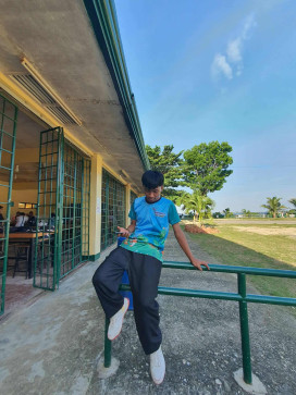 Jahnlee, 18, Philippines