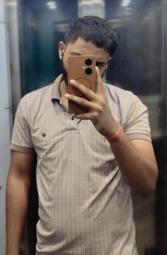 Ritesh Tiwari, 18, India