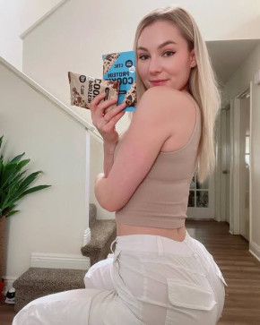 Evan Jane, 34, United States