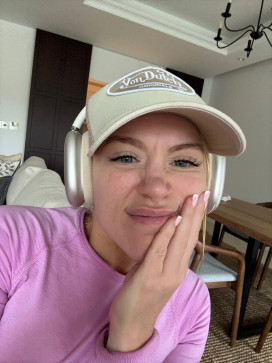 Ella Brooke, 34, United States