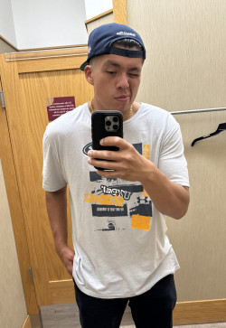 Cesarishim, 31, United States