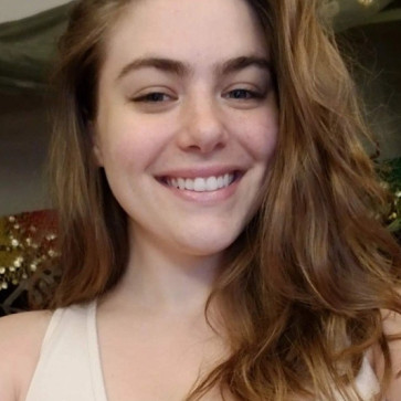 Angela, 25, United States