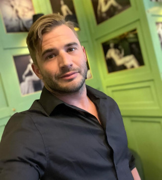 Michel Mitch, 26, India