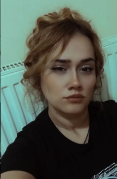 Emliye Roy, 33, United States