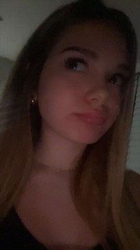 Gracie, 18, New Zealand