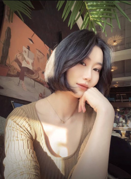 Wanggs, 26, United States