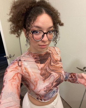 Edith Sophia, 25, United States