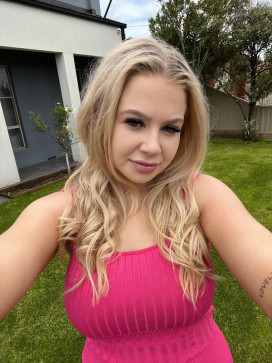 Helen, 29, United States