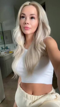 Bianca, 28, Czech Republic