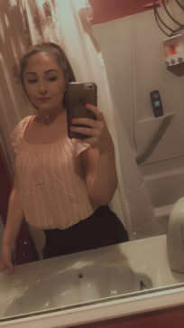 Pretty Dee, 50, United States