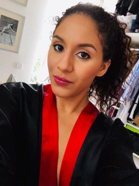 Esther, 38, United States