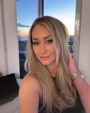 Doris Brooney, 18, United States