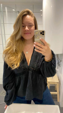 EstherN45, 37, United States