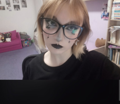 Medunkaa, 18, Czech Republic