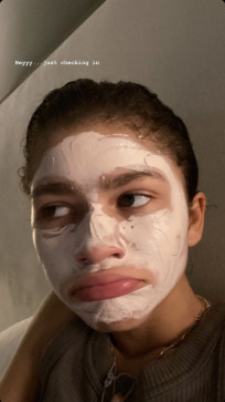 Jessica, 22, United States