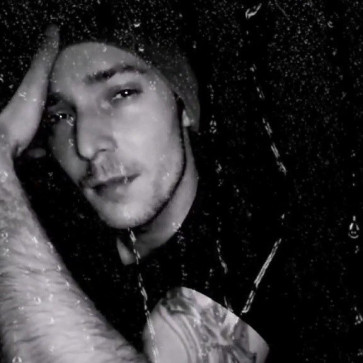 Tamaacutes Somodi, 34, Hungary