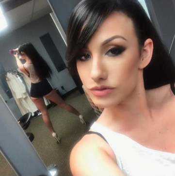 Anna, 32, United States