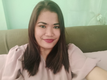 Joy Baluyo, 25, Philippines