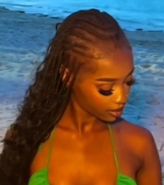 Faith, 18, United Kingdom