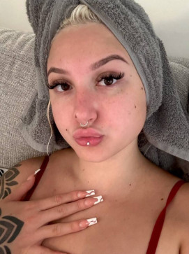 Stella, 28, United States