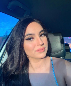 Caroline Downey, 38, United States