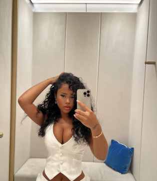 Linda Bally, 30, United States