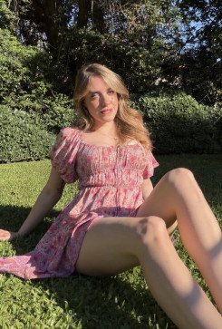 Lucy Mia, 30, United States