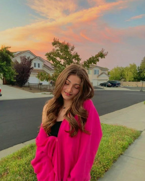 Maria, 22, United States