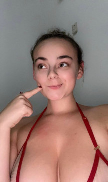 Grace Charlotte, 22, United States