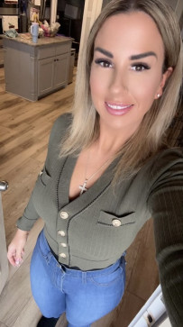 Amber Juliet, 36, United States