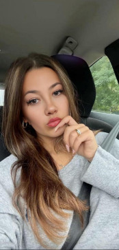 Alice, 25, United States