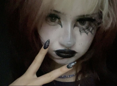 Olivia, 19, United States