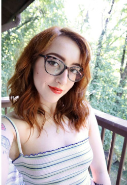 Emilyflo, 18, United States