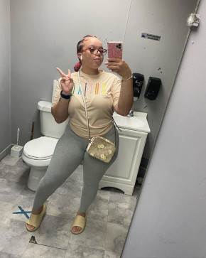 Monadee, 27, United States