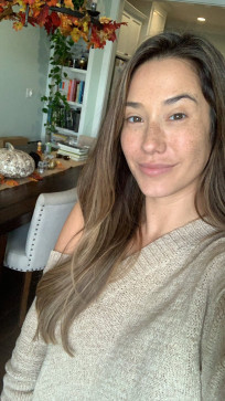 Evelyn Brooklyn, 38, United States
