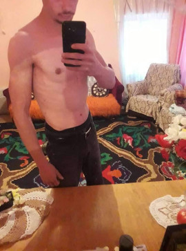 Alexmiller, 24, Albania