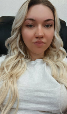 Danielle James, 29, United States