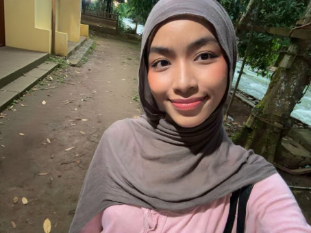 Leslie Selvator, 21, Indonesia