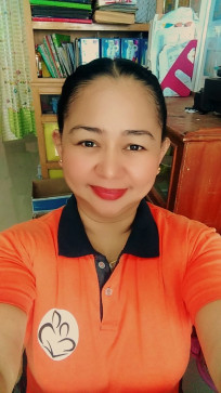 Rocel, 49, Philippines