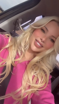 Jessie Cakes33, 28, United States