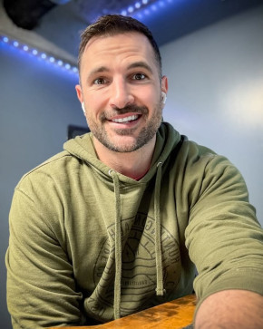 Grant, 37, United States